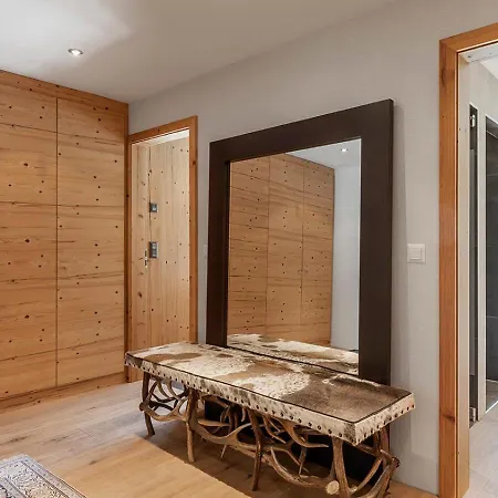 4br Stunning Penthouse - Ski In&ski Out- If You Want To Book, Please Contact On Wh-ats-app - 0034-635-518-216 !!!! Apartment *
