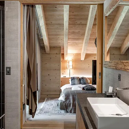 4br Stunning Penthouse - Ski In&ski Out- If You Want To Book, Please Contact On Wh-ats-app - 0034-635-518-216 !!!! Appartamento *
