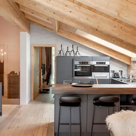 4br Stunning Penthouse - Ski In&ski Out- If You Want To Book, Please Contact On Wh-ats-app - 0034-635-518-216 !!!! 采尔马特